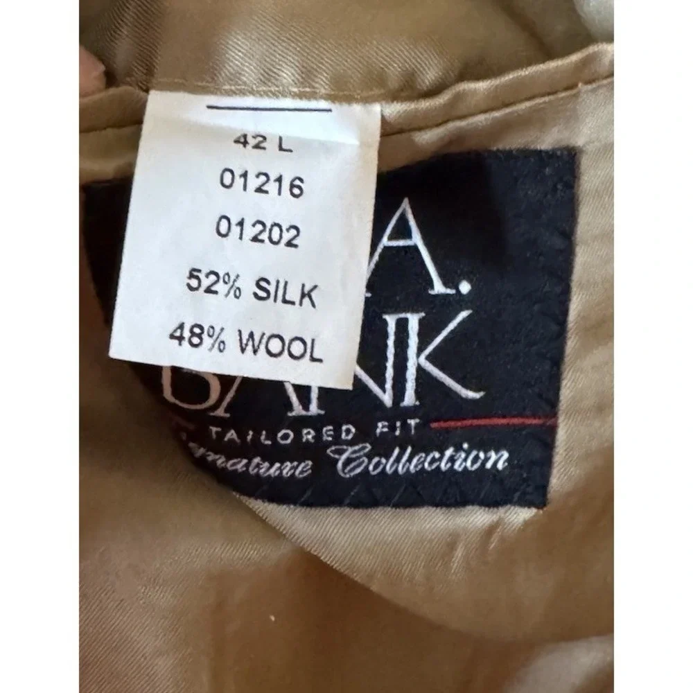 Jos A. Bank Men's Blazer Sports Coat 2-Button Double‎ Vent Lined Silk Wool 42L